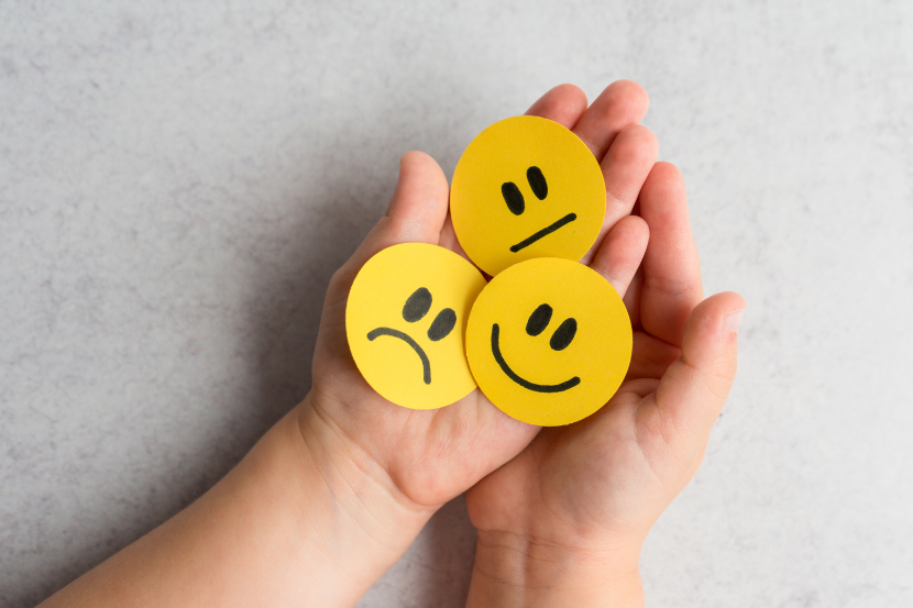 papeis com emoções